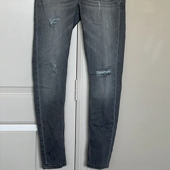 Zara gray distressed skinny jeans - Picture 3 of 6